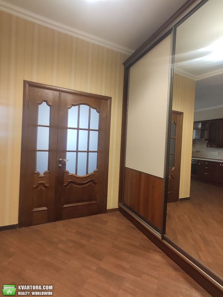 Rent out 1-room apartment. Киев, хоткевича — photo 4