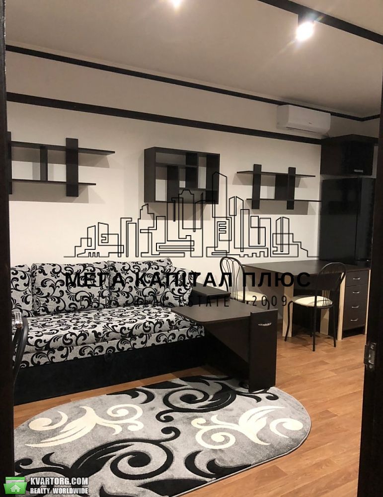 Rent out 1-room apartment. Киев,  Ломоносова — photo 1