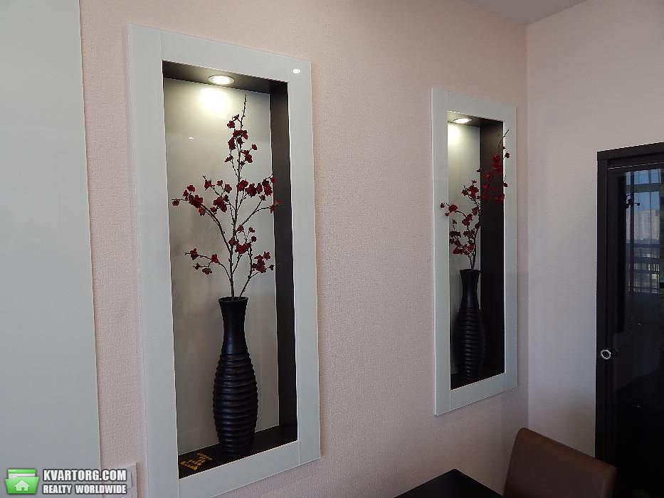 Rent out 3-room apartment. Киев,  Щорса — photo 6