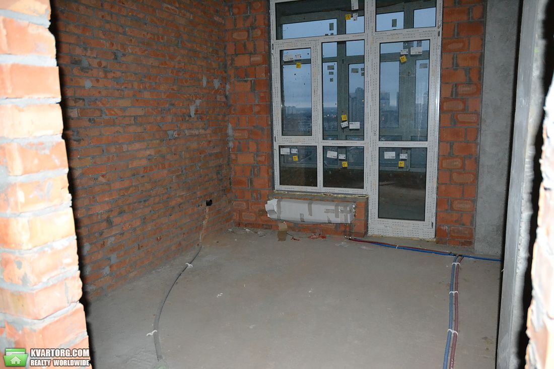 Sell 4-room apartment. Киев,  Строителей — photo 3