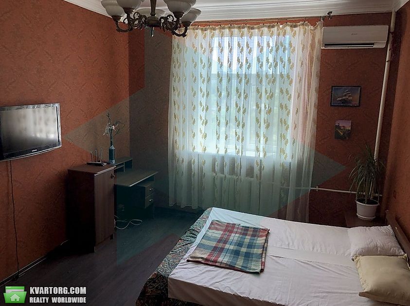 Rent out 3-room apartment. Днепропетровск, Дмитра Яворницького — photo 1