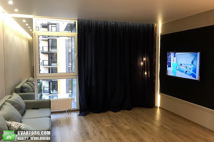 Sell 1-room apartment. Киев,  Предславинская — photo 1