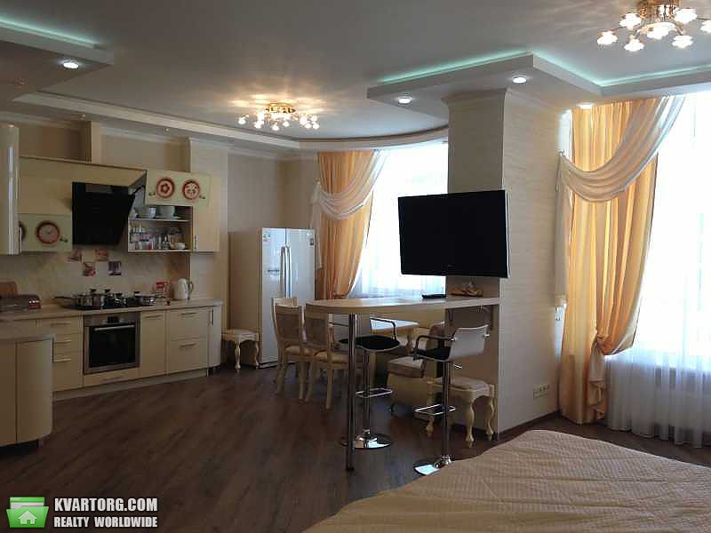 Sell 1-room apartment. Одесса, Французский бульвар — photo 1