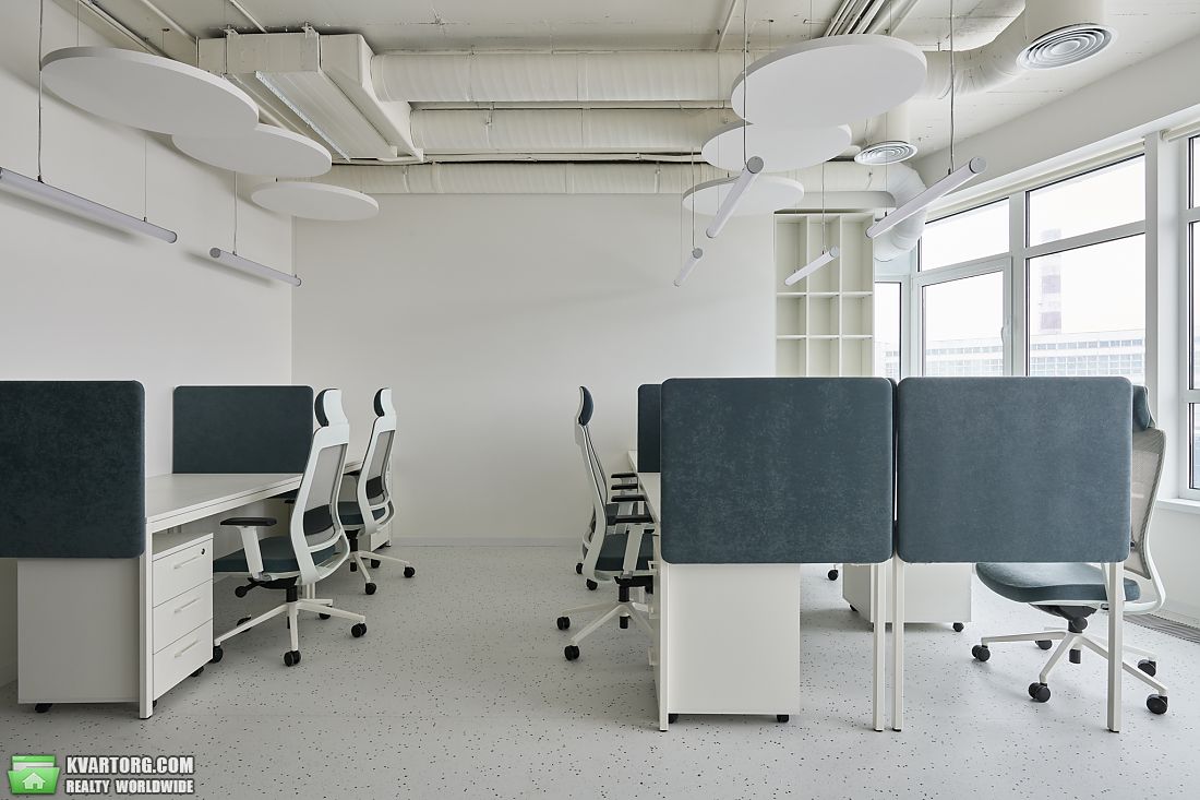 Rent out office. Киев,  Кловский спуск — photo 1