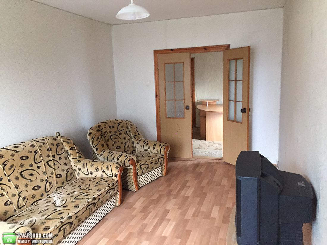 Rent out 2-room apartment. Киев,  Порика — photo 2