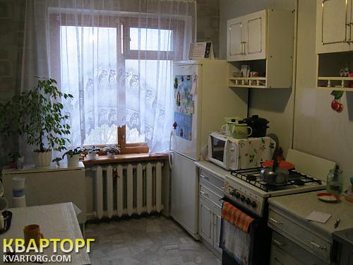 Sell 3-room apartment. Днепропетровск, Космодромная — photo 1