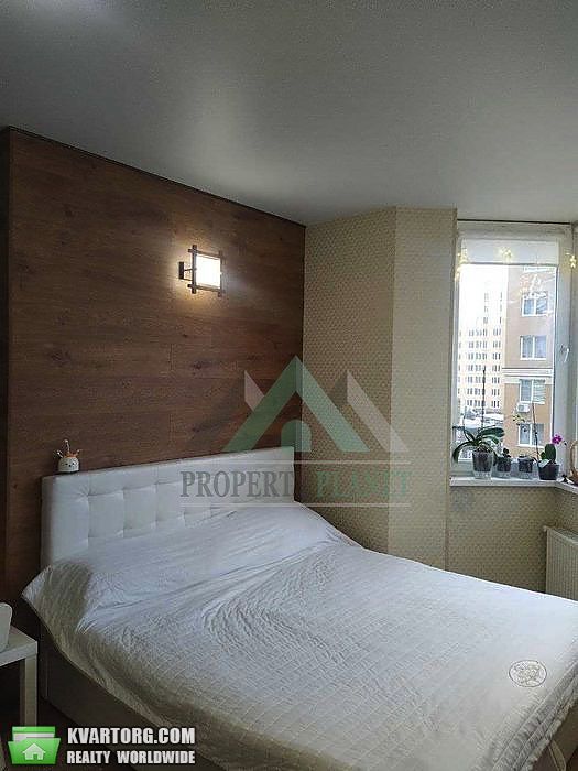 Rent out 1-room apartment. Киев, Соборна — photo 1