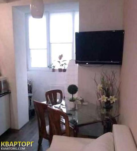 Sell 1-room apartment. Киев,  Салютная — photo 1