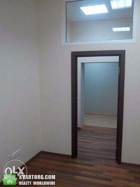 Rent out office. Киев, Жилянская — photo 8