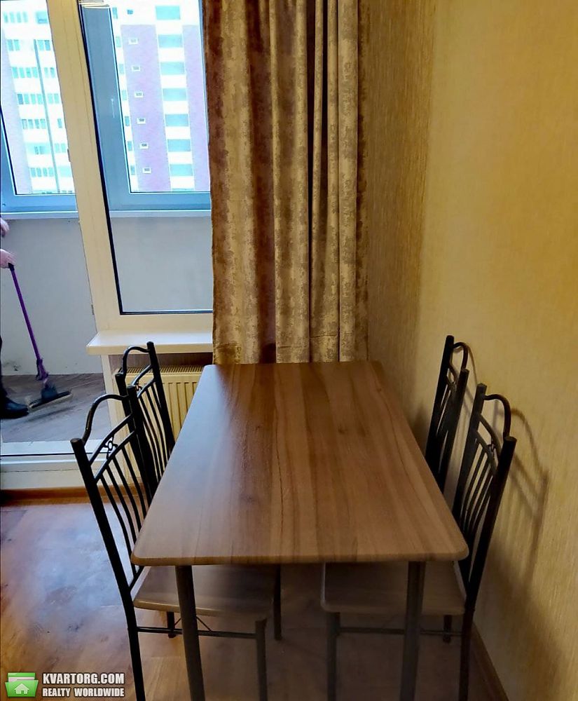Rent out 1-room apartment. Киев, Балтийский — photo 2