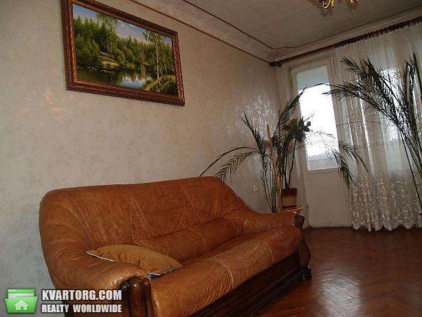 Rent out 3-room apartment. Киев,  Бастионная — photo 8