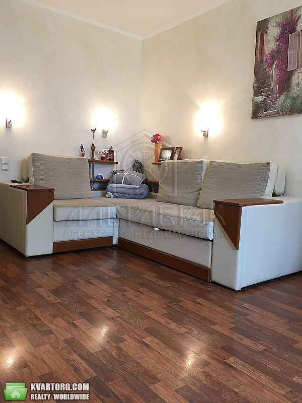 Sell 3-room apartment. Киев,  Урловская — photo 1