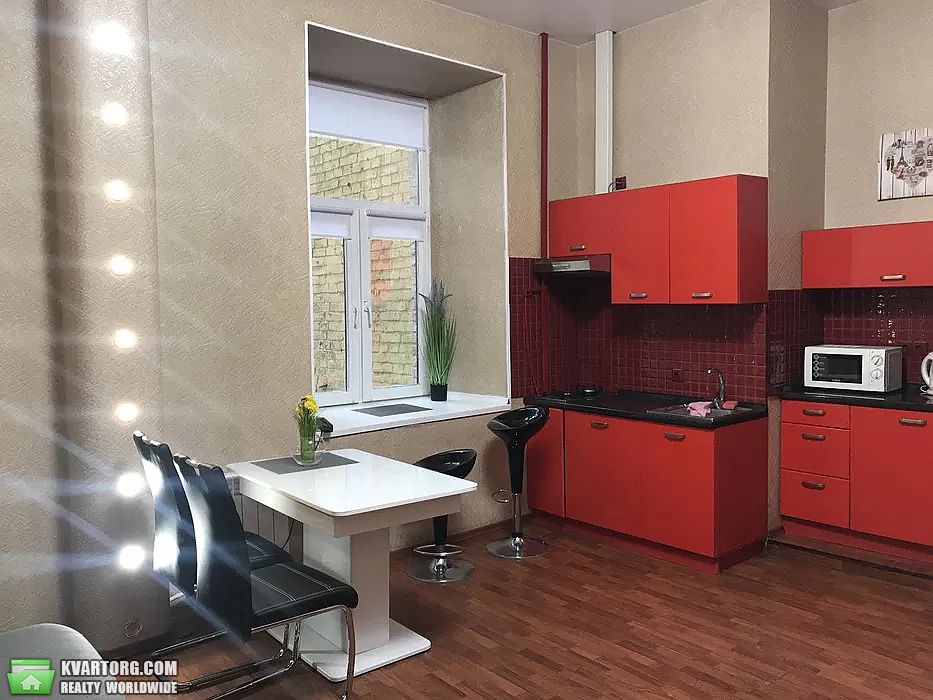 Rent out 2-room apartment. Киев, Саксаганского — photo 2