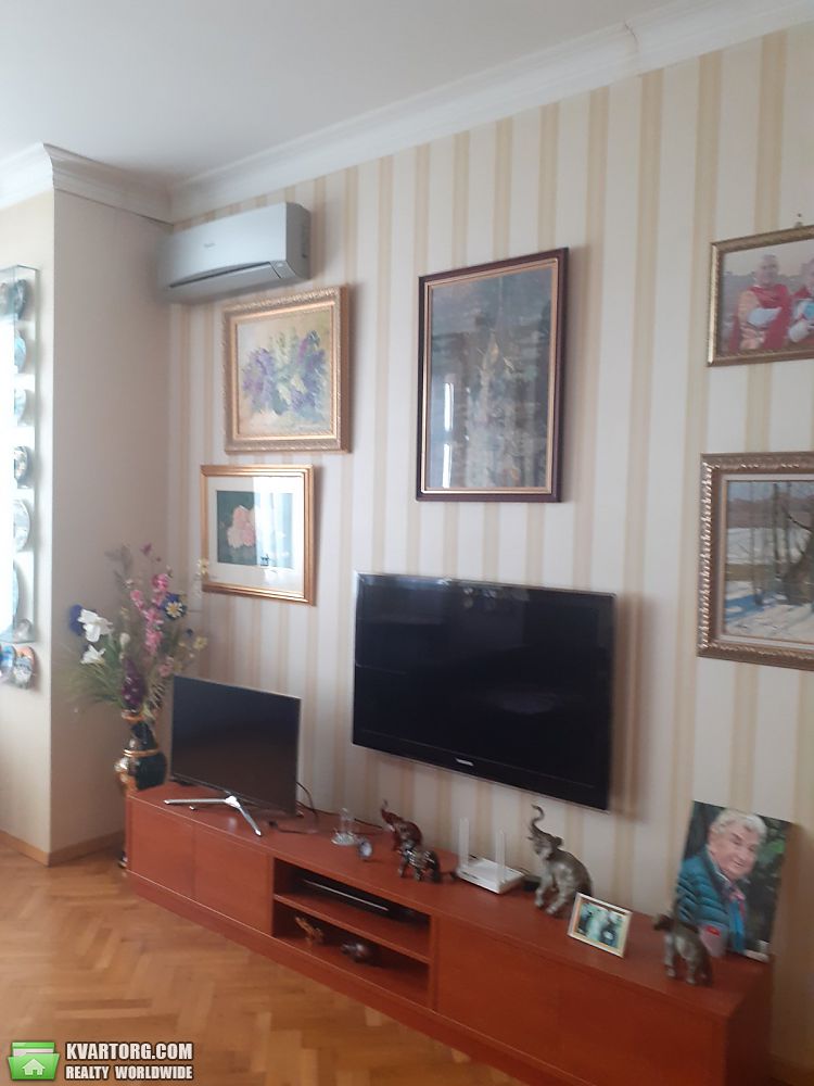 Sell 4-room apartment. Киев, Большая Житомирская — photo 3