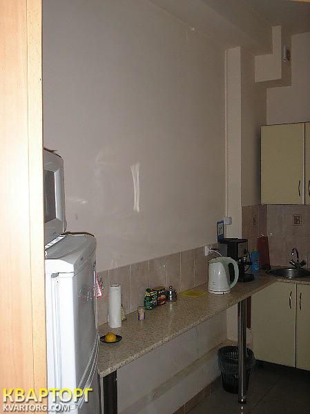 Rent out office. Киев, Товарная — photo 10