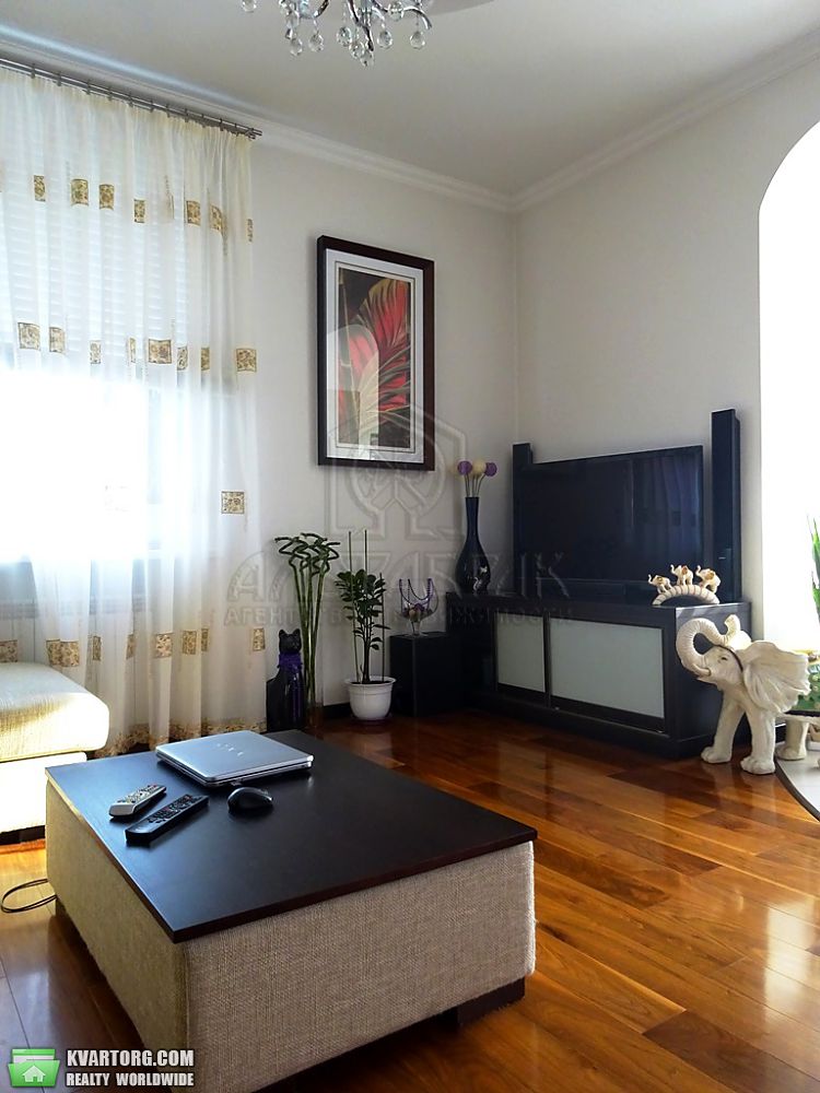 Sell 3-room apartment. Киев, Проспект Победы — photo 1