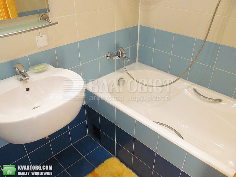 Rent out 1-room apartment. Киев,  Жилянская — photo 8