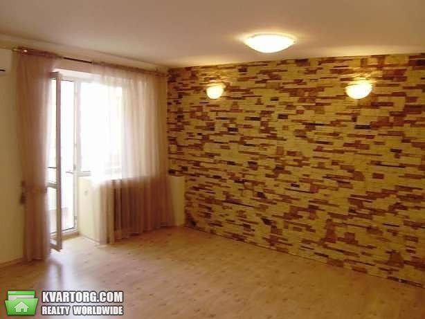 Sell 3-room apartment. Киев,  Казанская — photo 1