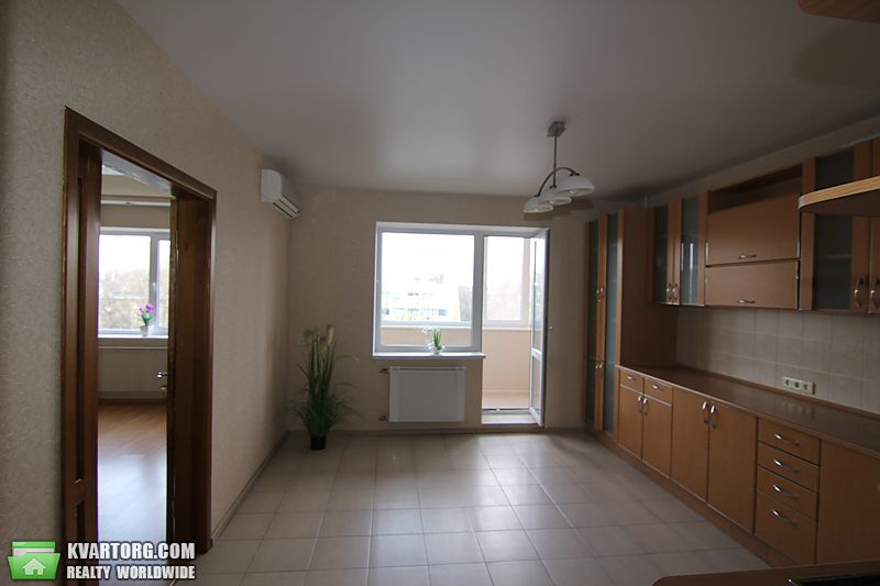 Sell 3-room apartment. Одесса, Шевченко проспект — photo 1