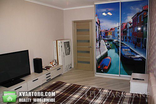 Sell 3-room apartment. Киев, Урловская — photo 1