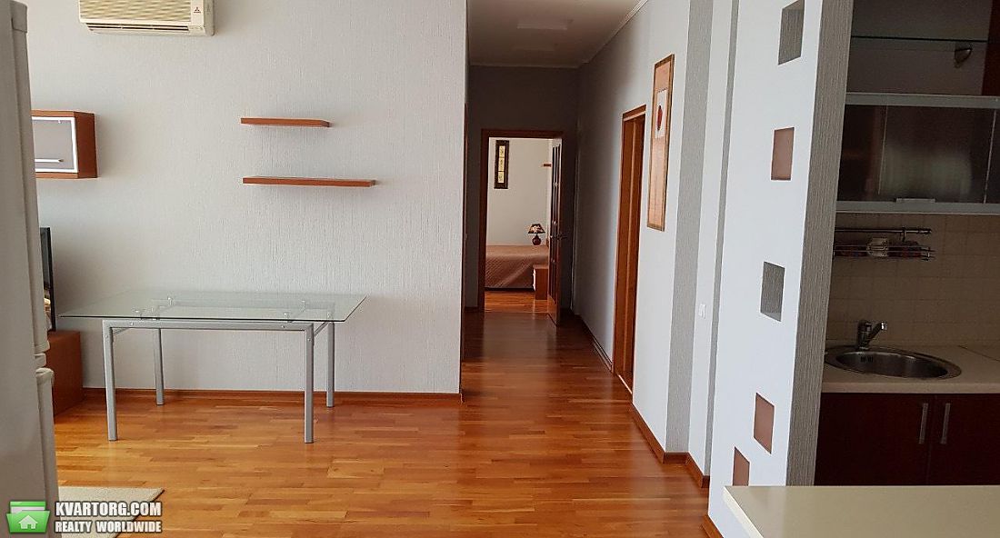Rent out 3-room apartment. Киев, Провиантская — photo 10