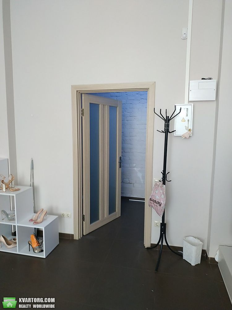 Rent out office. Киев,  Артема — photo 1