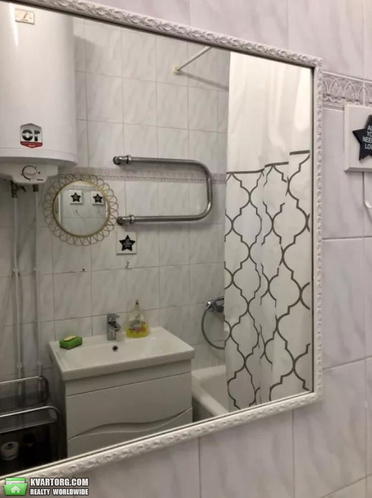 Rent out 3-room apartment. Киев,  Московская — photo 6