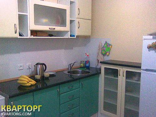 Rent out 2-room apartment. Киев,  Дарницкий бул — photo 1