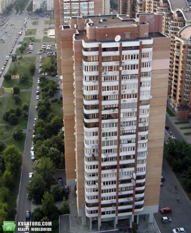 Rent out 3-room apartment. Киев,  Леси Украинки бульв. — photo 2