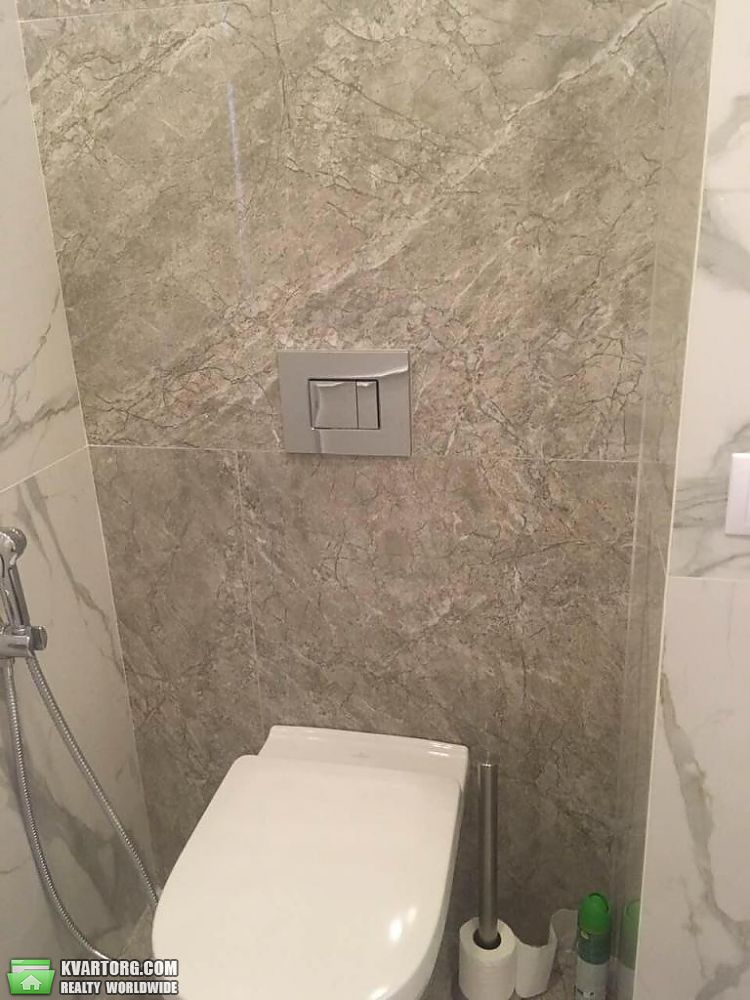 Rent out 2-room apartment. Киев,  Златоустовская — photo 9