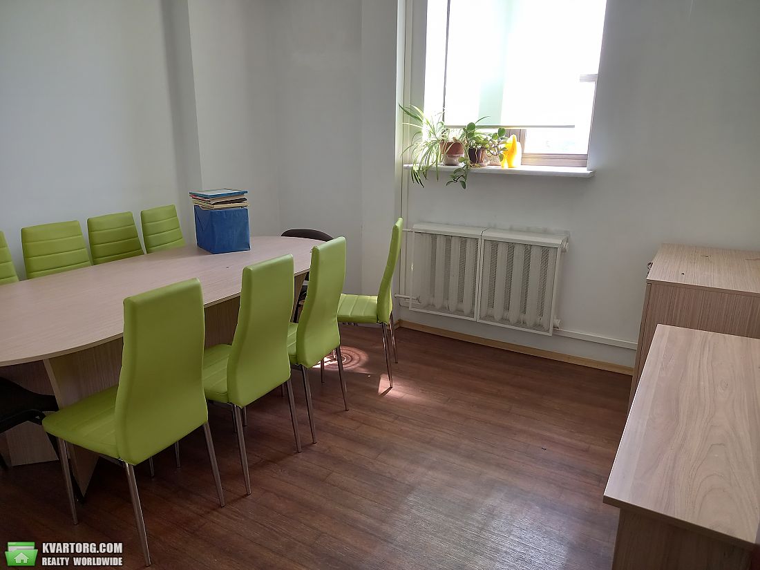 Rent out office. Киев, ул. Константиновская — photo 1