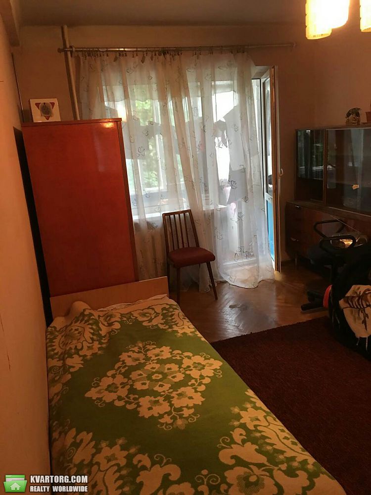 Sell 2-room apartment. Киев,  Ижакевича — photo 1