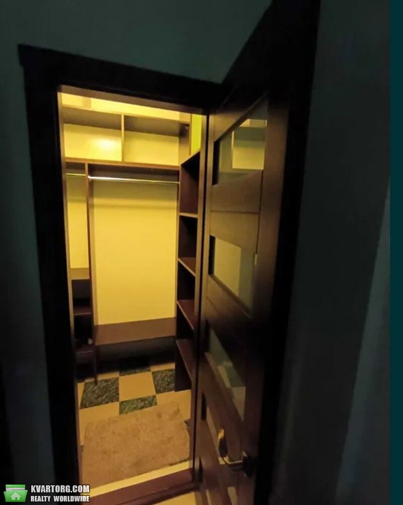 Rent out 1-room apartment. Киев,  Забилы — photo 10