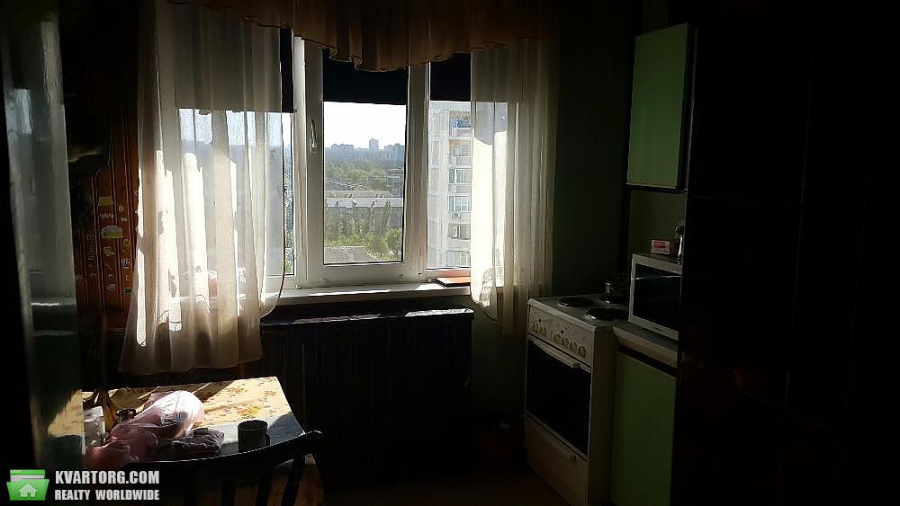 Sell 2-room apartment. Киев,  Радужная — photo 3