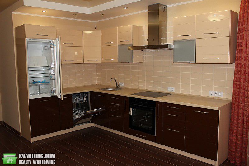 Rent out 3-room apartment. Киев,  Мильчакова — photo 1