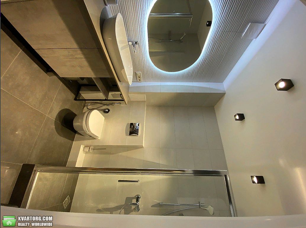 Rent out 2-room apartment. Киев, Черновола — photo 3