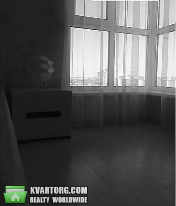 Rent out 2-room apartment. Киев,  Конева — photo 3