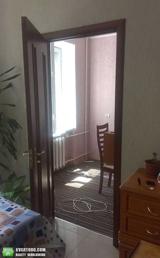 Sell 2-room apartment. Киев,  Подвойского — photo 2