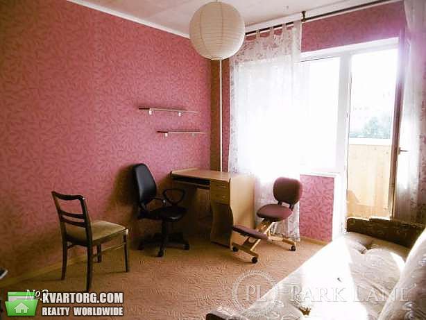 Sell 3-room apartment. Киев,  Квитневый — photo 1