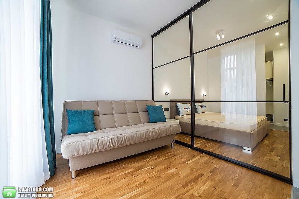 Rent out 2-room apartment. Киев, Анри Барбюса — photo 3