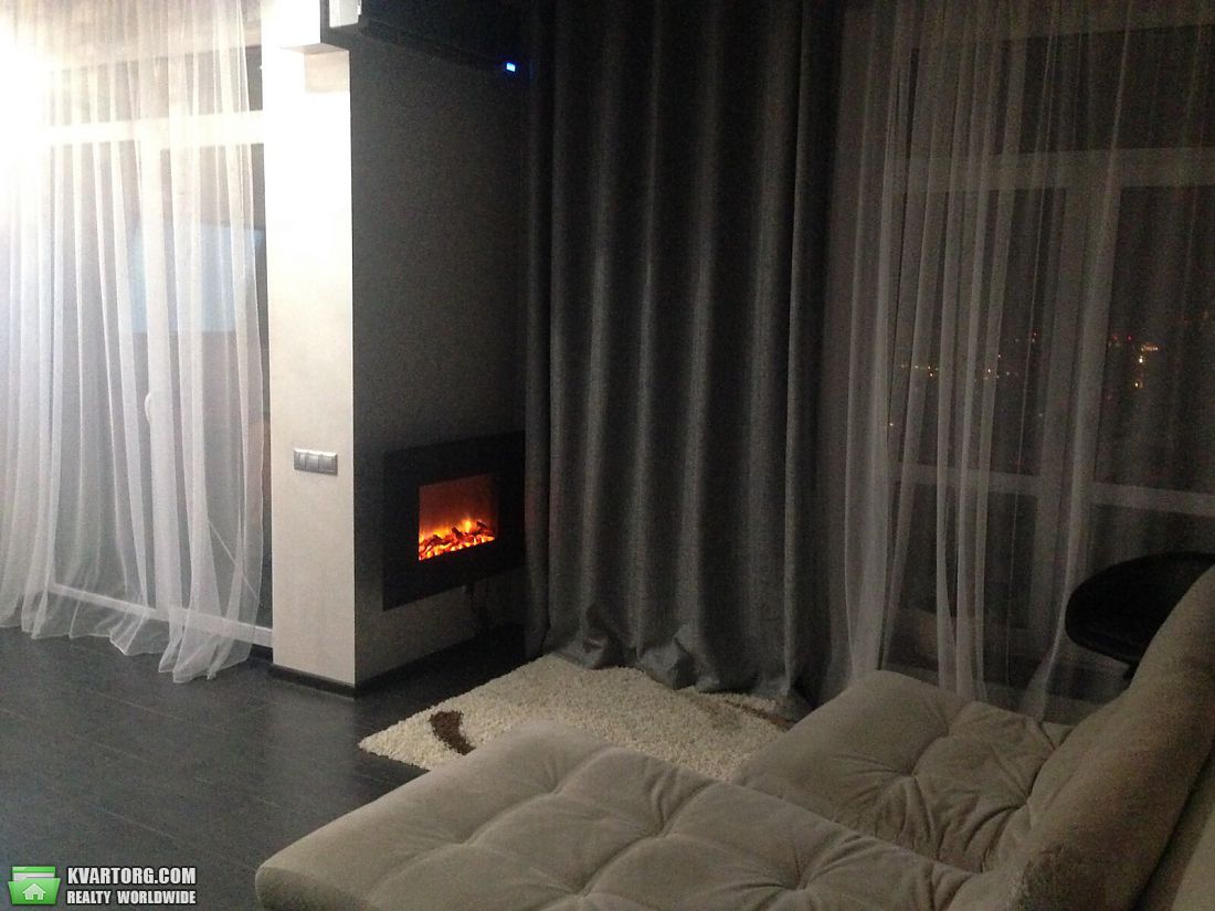 Rent out 2-room apartment. Киев, Евгения Коновальца — photo 2