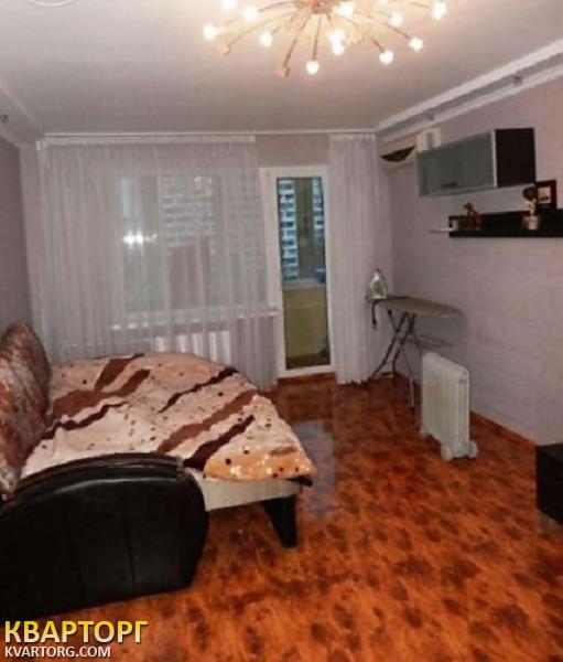 Sell 1-room apartment. Киев,  Свободы пр — photo 1