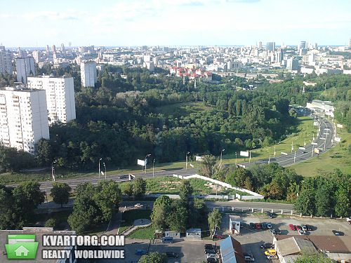 Sell 4-room apartment. Киев, Клиническая — photo 2