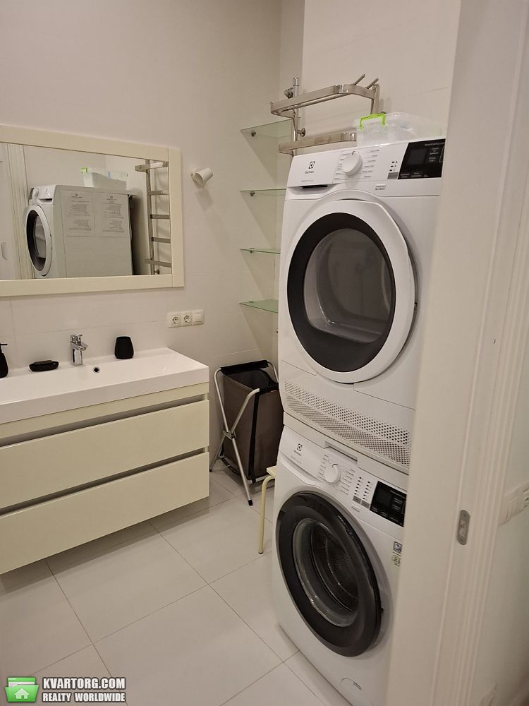 Rent out 2-room apartment. Киев, Володимирська — photo 7