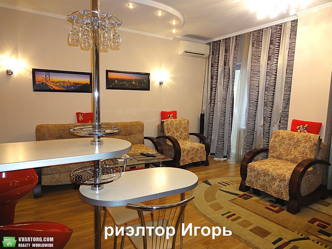Rent out 2-room apartment. Одесса, Французский бульвар — photo 2