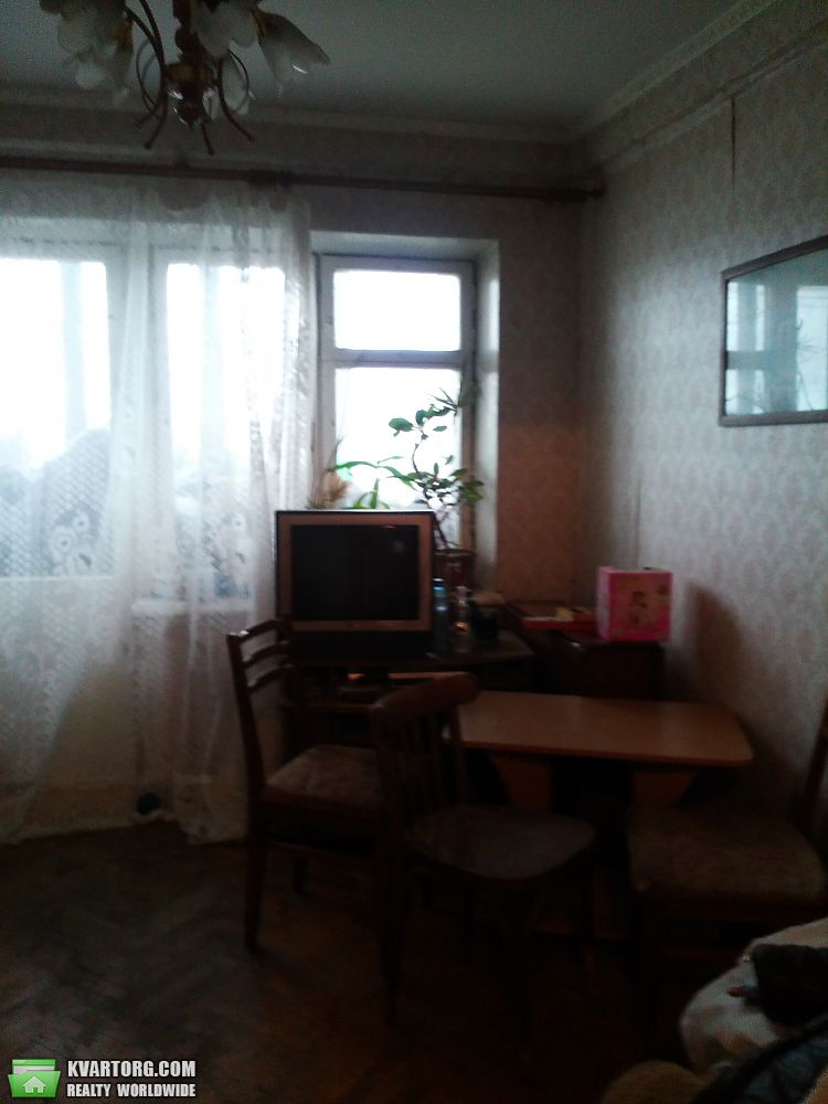 Sell 4-room apartment. Киев,  Миропольская — photo 2