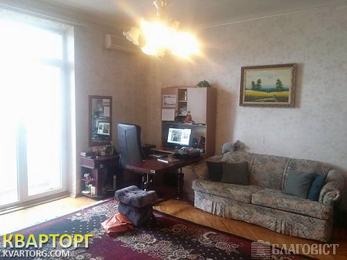 Sell 4-room apartment. Киев,  Петровского — photo 3