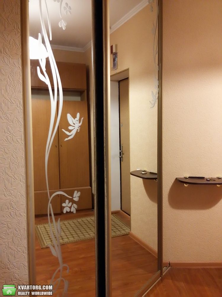 Rent out 1-room apartment. Киев, Кубанской Украины — photo 8