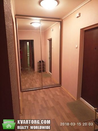 Rent out 1-room apartment. Киев, Радунская — photo 2