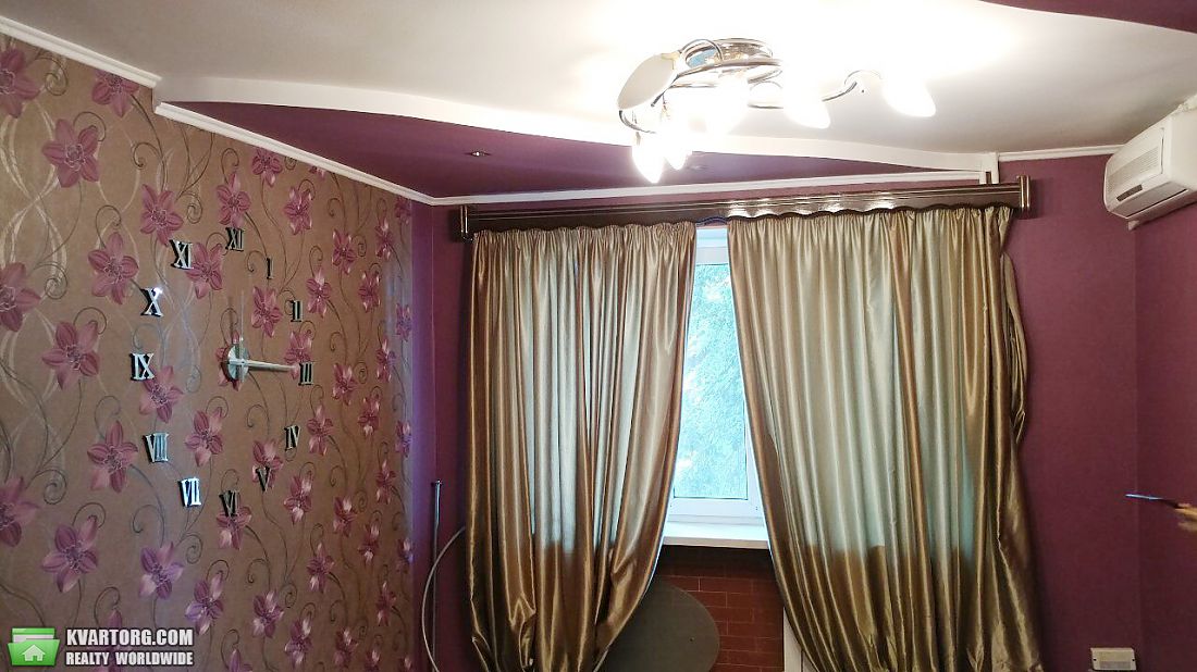 Rent out 2-room apartment. Одесса, Жолио-Кюри — photo 5